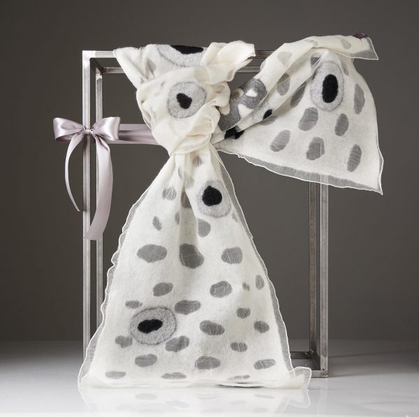 "CACHE-CACHE" White Silk Organza Scarf No 1w